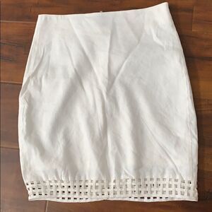 𝅺BEBE Cage Detail Mini Skirt